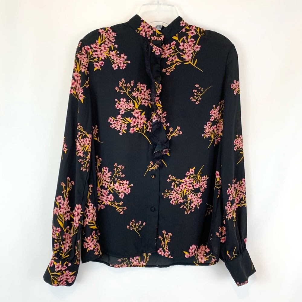 Who What Where Floral Buttoned Blouse Ruffle front
